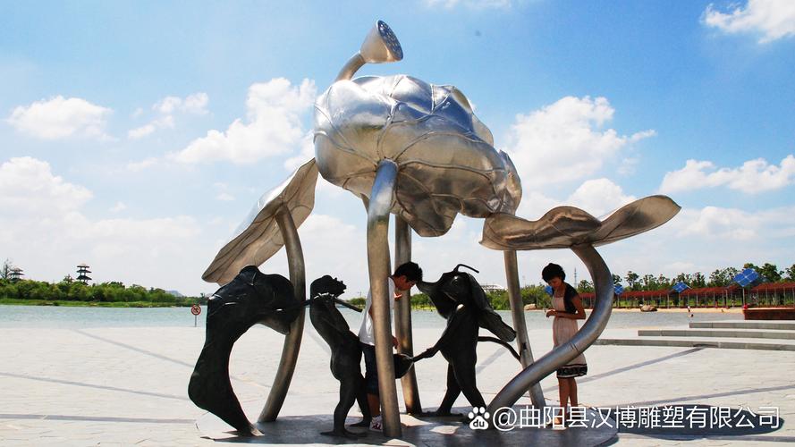 它们可以成为城市的名片,展现城市的文化底蕴和现代风貌.在公园中